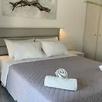 Dl Santorini Hotel