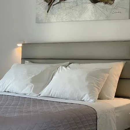 Hermoso Luxury Отель 3*