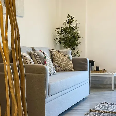 Hermoso Luxury Монолитос