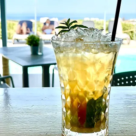 Dl Santorini ホテル