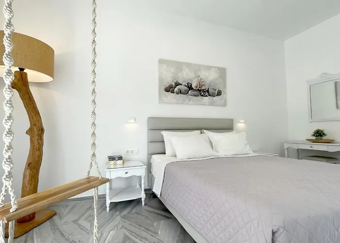 Dl Santorini Hotell 3*