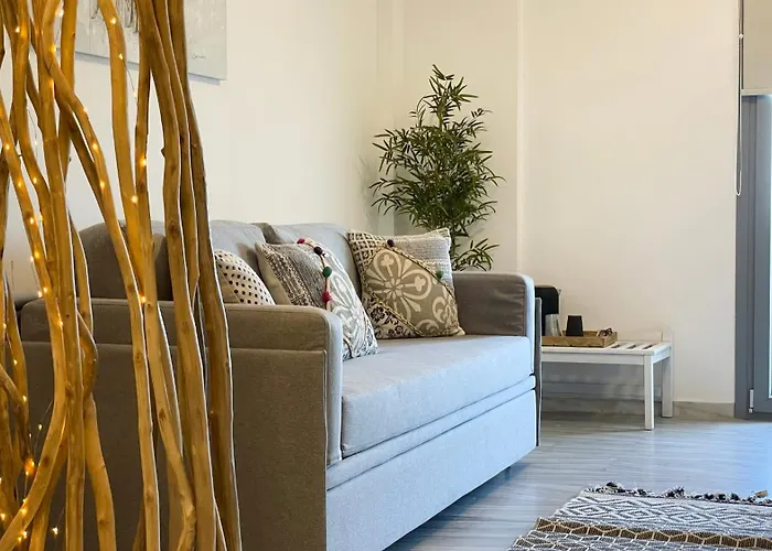 Dl Santorini Monolithos