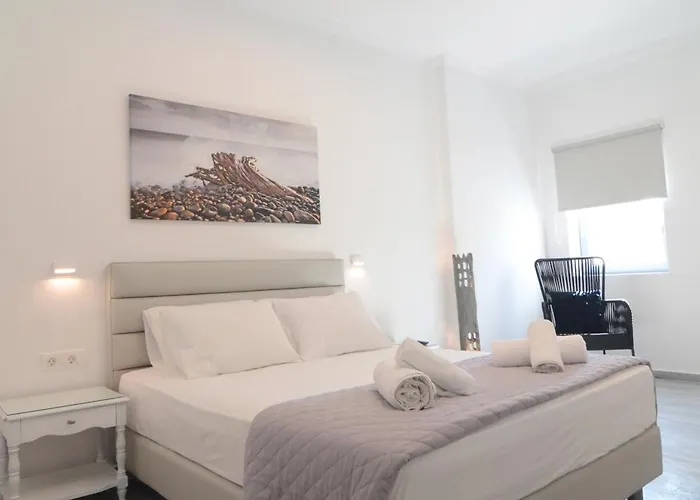 Dl Santorini 3* Μονόλιθος