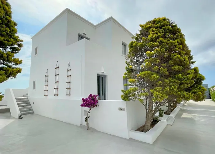 DL Santorini Hotel 3*